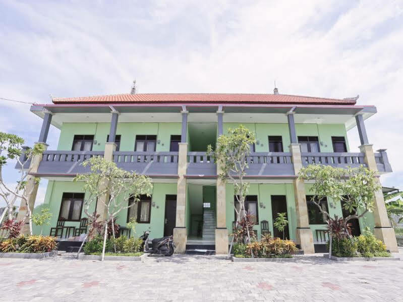 Wisma tamu Reddoorz @ Kerobokan Canggu Kuta (Bali)